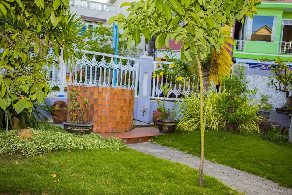 Old Well Homestay Hội An Extérieur photo