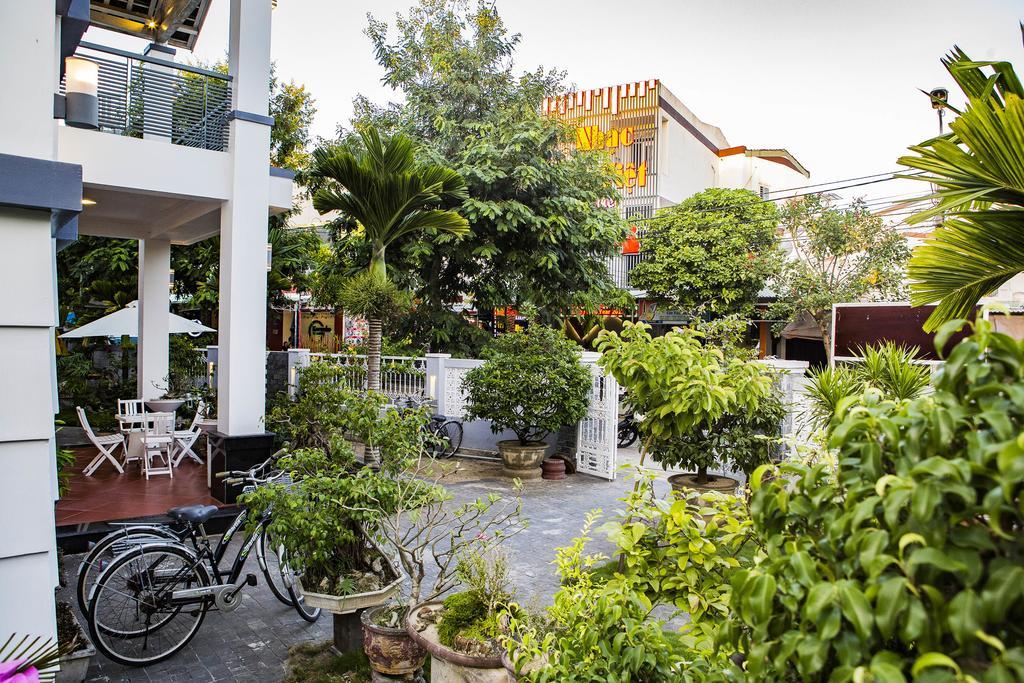 Old Well Homestay Hội An Extérieur photo
